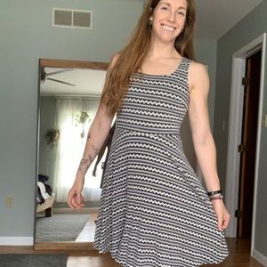 Zigzag print, fit and flare dress, size M